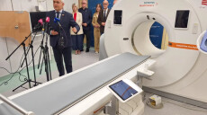 Nowoczesny tomograf i sprzęt diagnostyczny dla szpitala