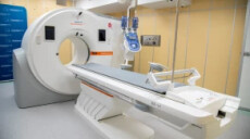 Nowoczesny tomograf i sprzęt diagnostyczny dla szpitala